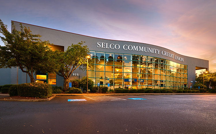 SELCO Community Cooperativa de Crédito Springfield Gateway Location