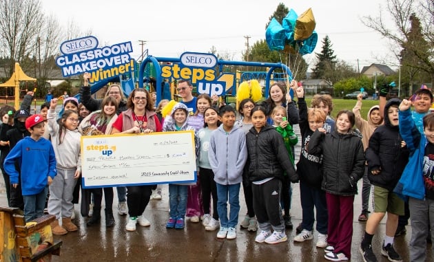 Prairie Mountain school photo with check